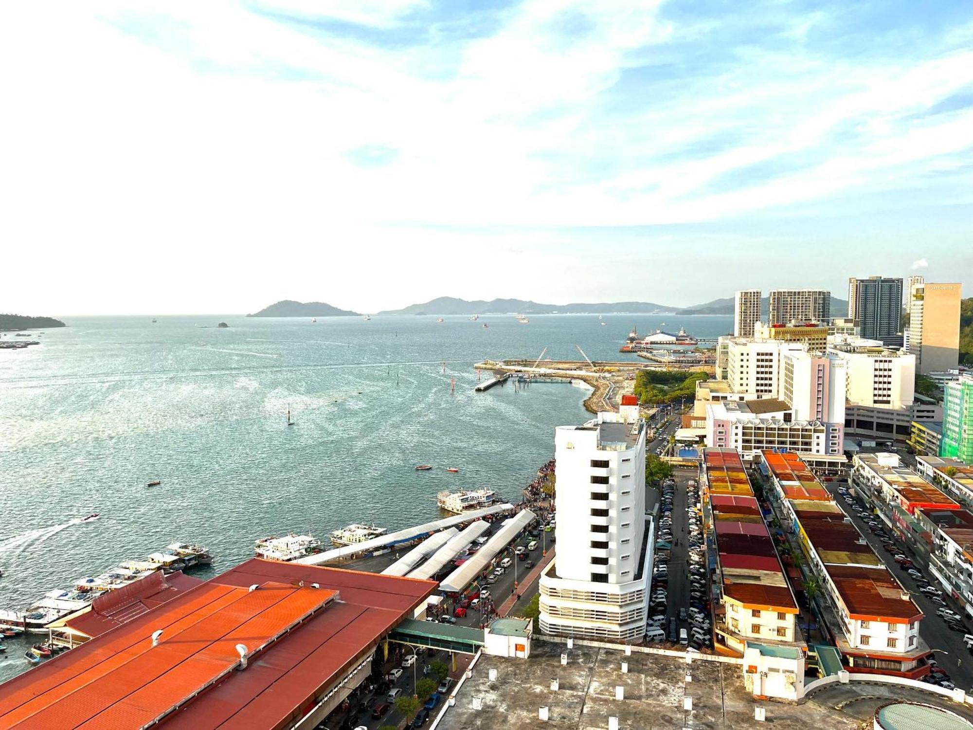 Covesign Suite, The Shore Kota Kinabalu Exterior foto
