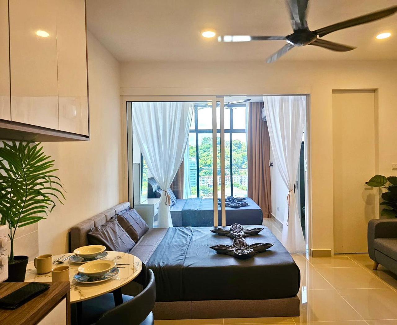 Covesign Suite, The Shore Kota Kinabalu Exterior foto