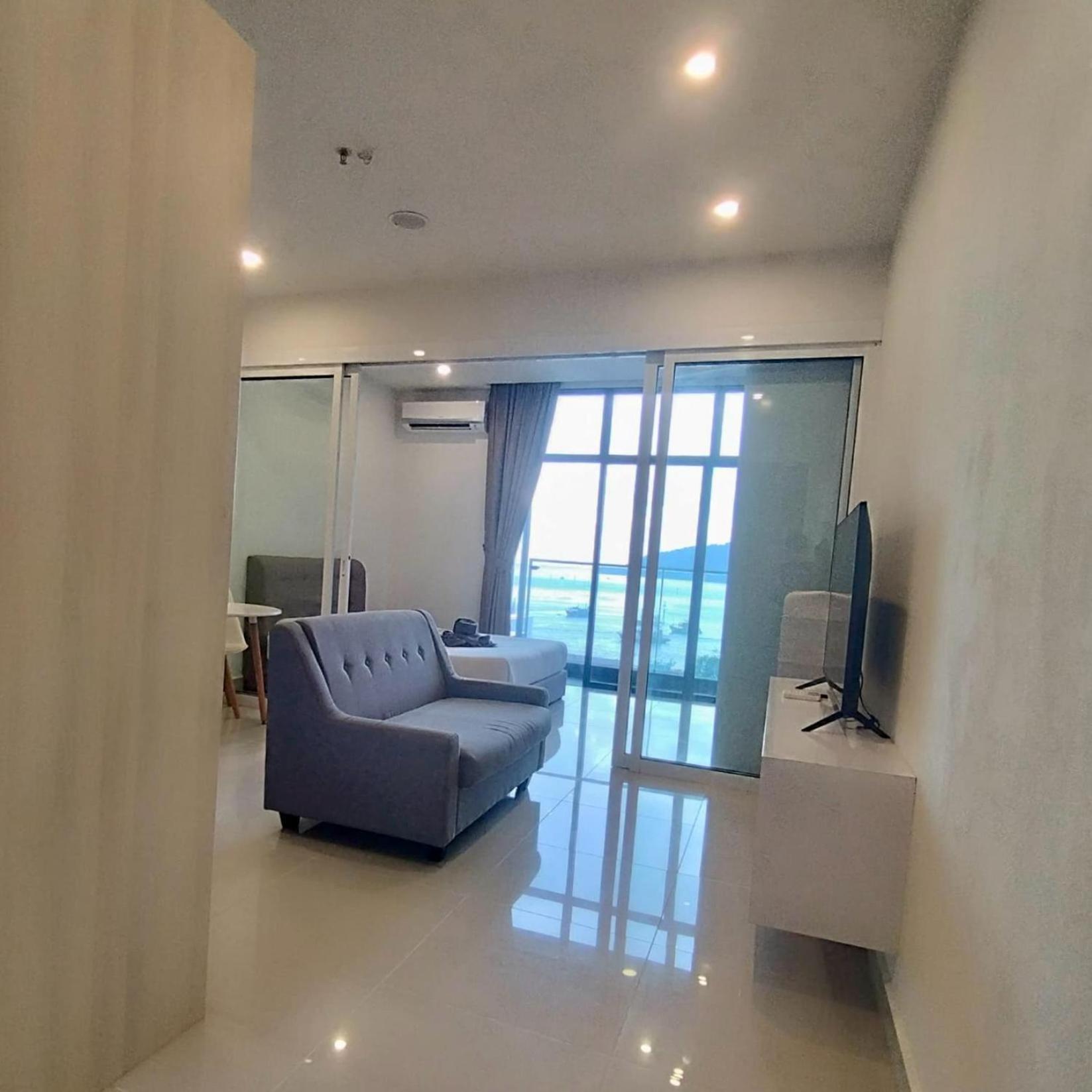 Covesign Suite, The Shore Kota Kinabalu Exterior foto